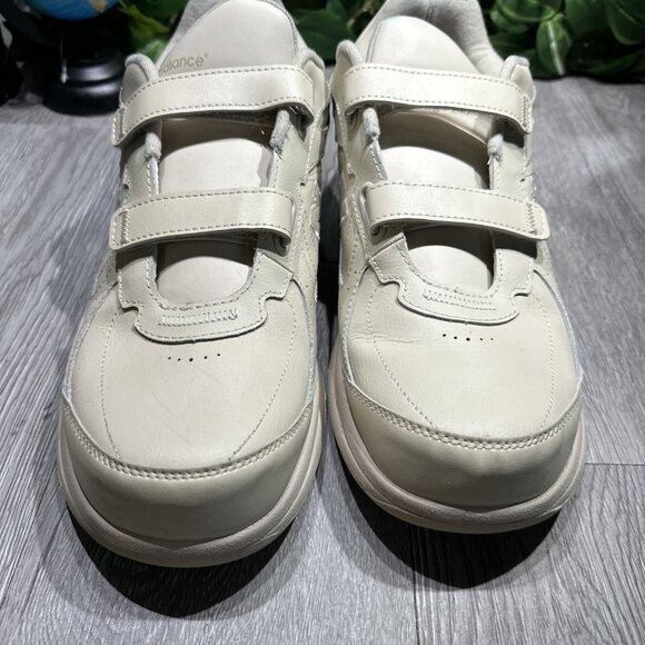 New Balance 577 Mens Size 13 D Beige Casual Shoes Sneakers Leather MW577vb